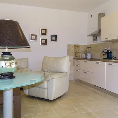 Apartament Pool Pomjan *